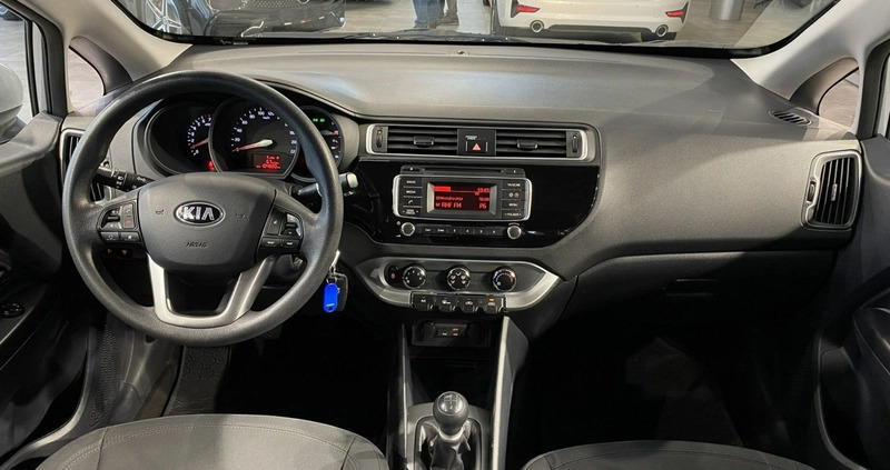 Kia Rio cena 34900 przebieg: 104800, rok produkcji 2015 z Przecław małe 232